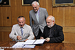 Signing an agreement between UP MS and the Hungarian Baptist Aid
